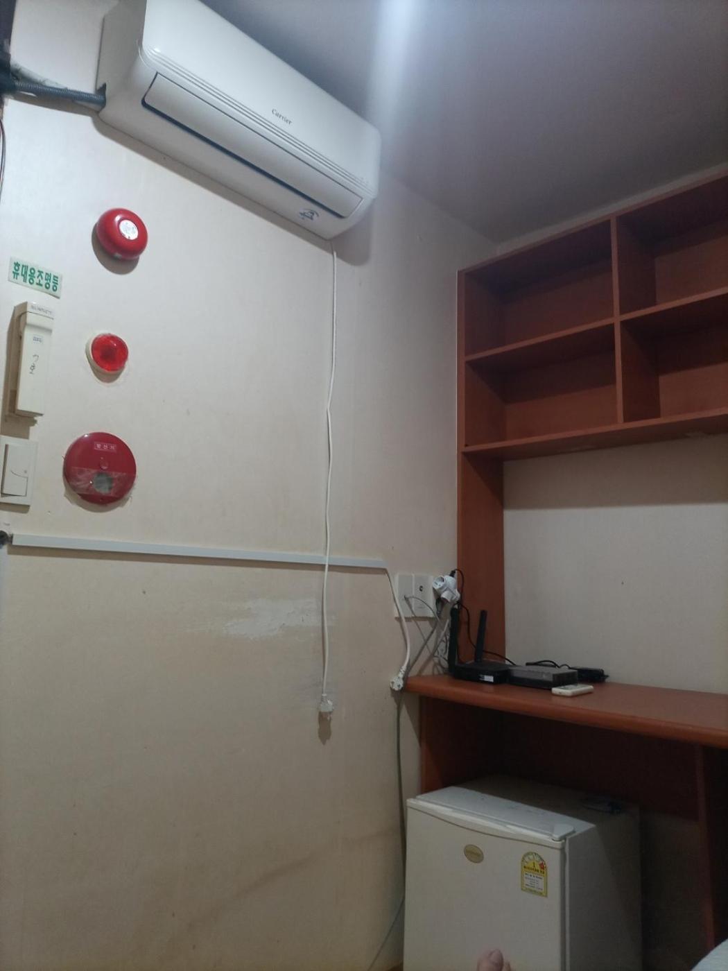 Mokhwatel Hostel Busan Exterior photo