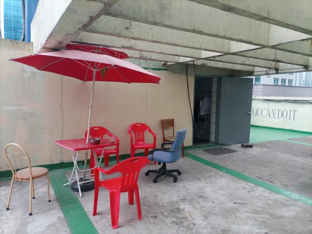 Mokhwatel Hostel Busan Exterior photo
