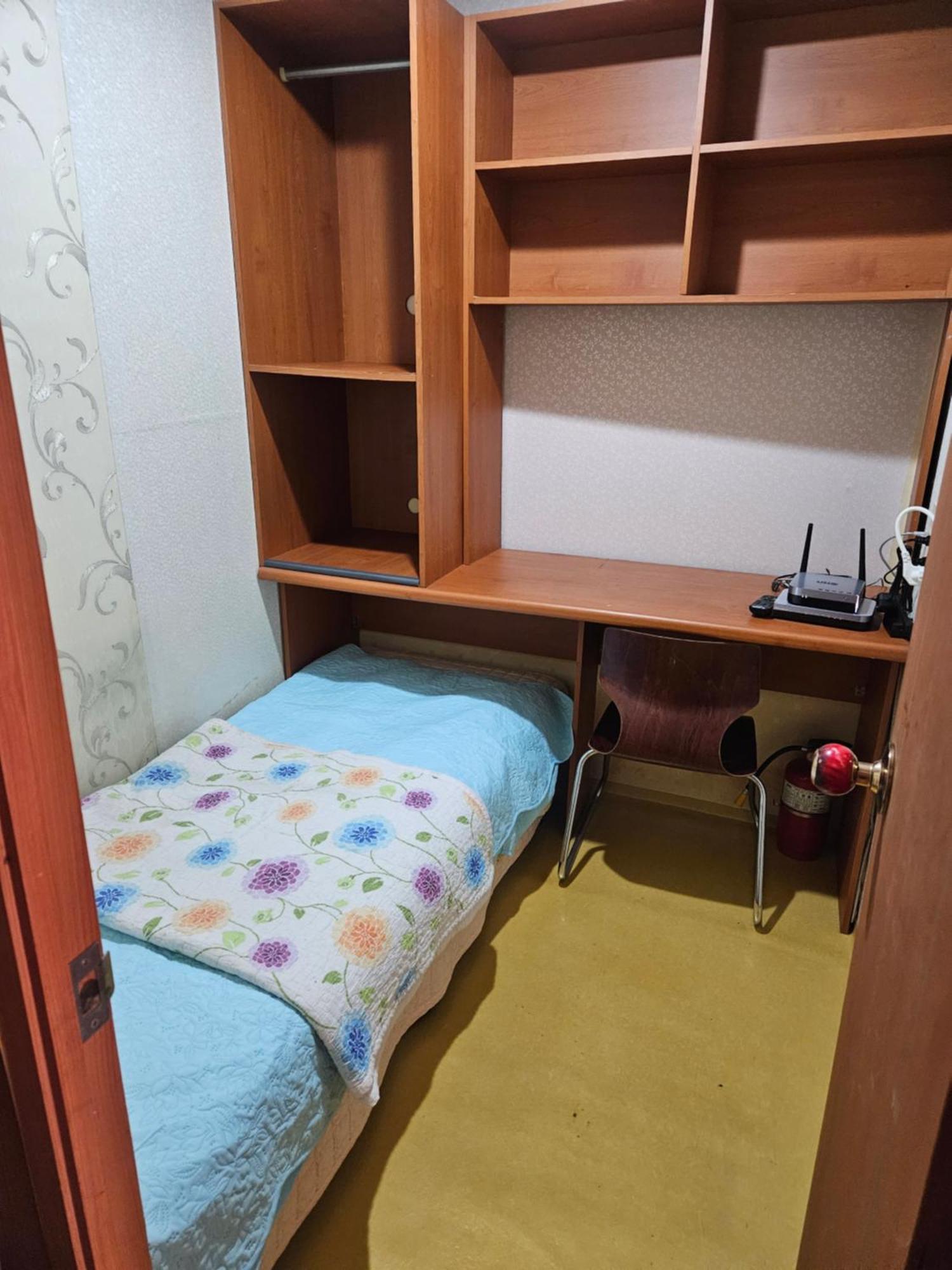 Mokhwatel Hostel Busan Exterior photo